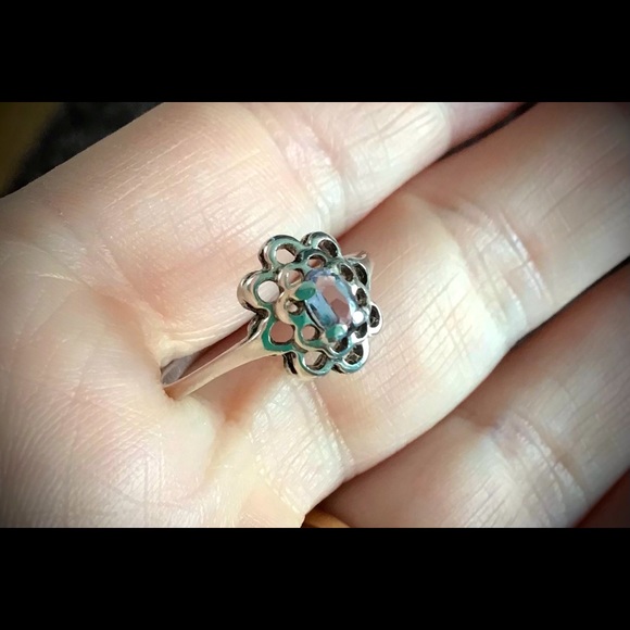 Lovely lavender amethyst and silver ring - Picture 3 of 7